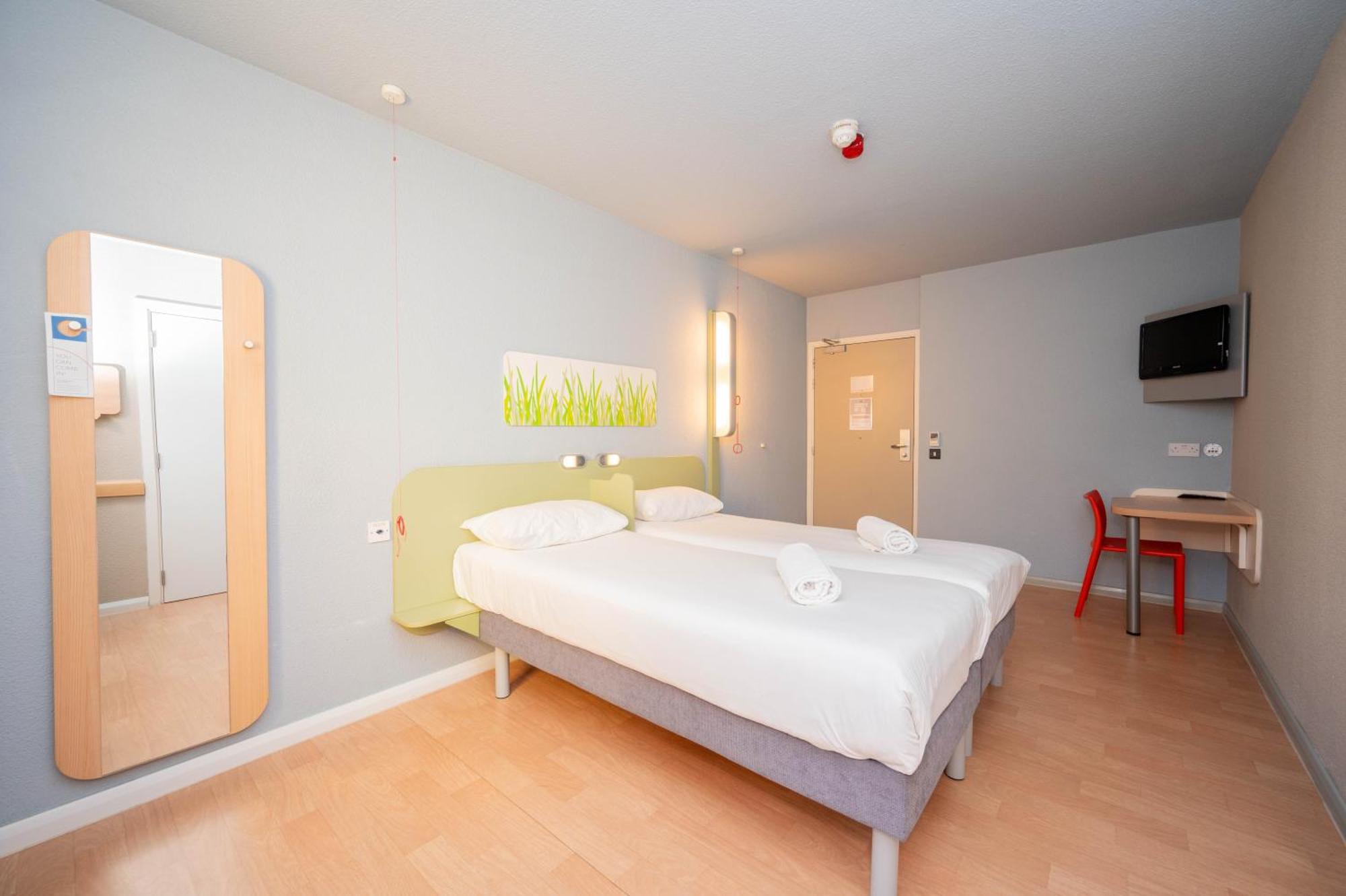 ibis budget London Barking Barking  Eksteriør billede