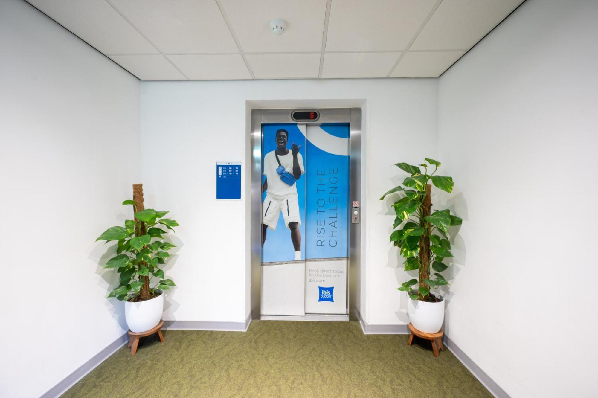 ibis budget London Barking Barking  Eksteriør billede